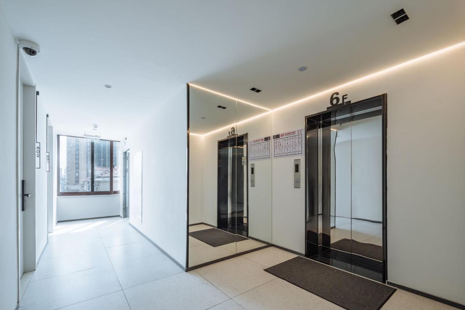 Ketangjian Hotel - Shanghai Railway Station Baoshan Road Subway Station 외부 사진
